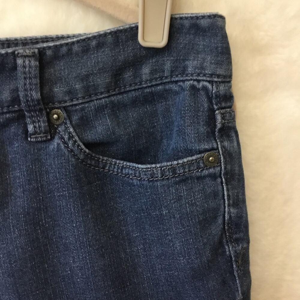 Loft Blue Capri Jeans - Picture 4 of 11